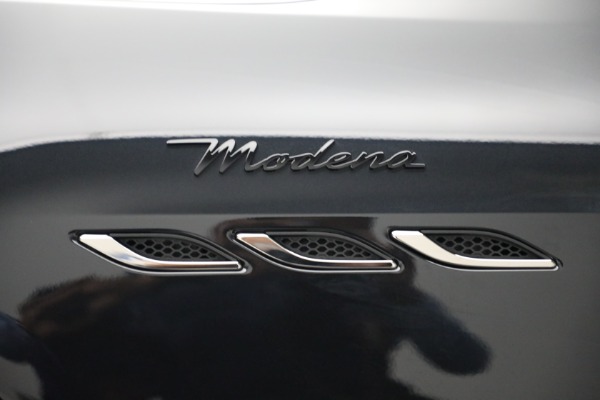 New 2022 Maserati Ghibli Modena Q4 for sale Sold at Rolls-Royce Motor Cars Greenwich in Greenwich CT 06830 17