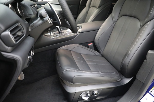 New 2022 Maserati Levante Modena for sale $84,900 at Rolls-Royce Motor Cars Greenwich in Greenwich CT 06830 15