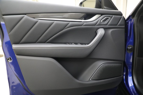 New 2022 Maserati Levante Modena for sale $84,900 at Rolls-Royce Motor Cars Greenwich in Greenwich CT 06830 17