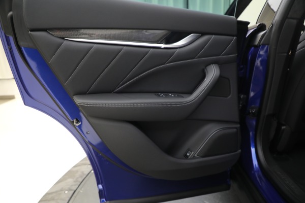 New 2022 Maserati Levante Modena for sale $84,900 at Rolls-Royce Motor Cars Greenwich in Greenwich CT 06830 21