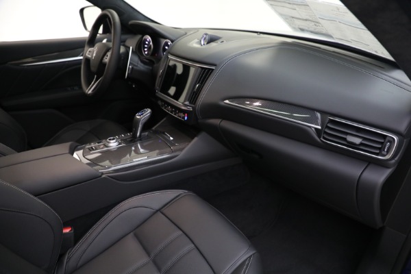 New 2022 Maserati Levante Modena for sale $84,900 at Rolls-Royce Motor Cars Greenwich in Greenwich CT 06830 22