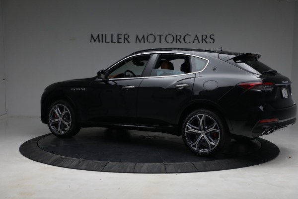 New 2022 Maserati Levante Modena for sale Sold at Rolls-Royce Motor Cars Greenwich in Greenwich CT 06830 4