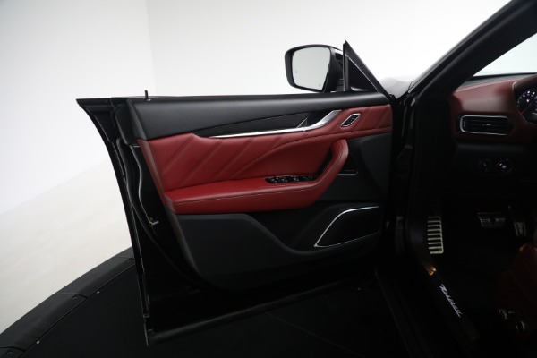 Used 2022 Maserati Levante Modena for sale Sold at Rolls-Royce Motor Cars Greenwich in Greenwich CT 06830 26
