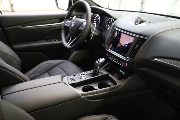 New 2022 Maserati Levante Modena S for sale $132,685 at Rolls-Royce Motor Cars Greenwich in Greenwich CT 06830 20