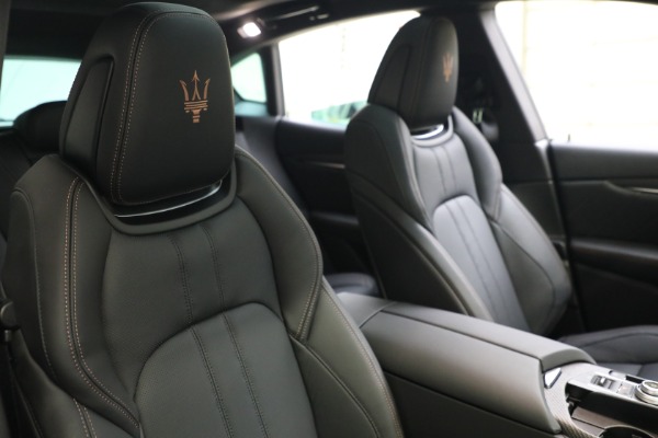 New 2022 Maserati Levante Modena S for sale $132,685 at Rolls-Royce Motor Cars Greenwich in Greenwich CT 06830 21
