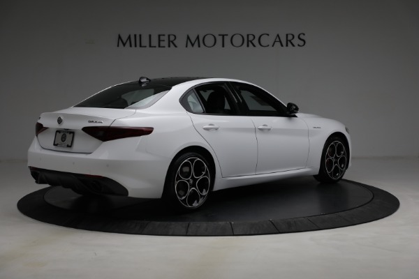 New 2022 Alfa Romeo Giulia Veloce for sale $54,985 at Rolls-Royce Motor Cars Greenwich in Greenwich CT 06830 8