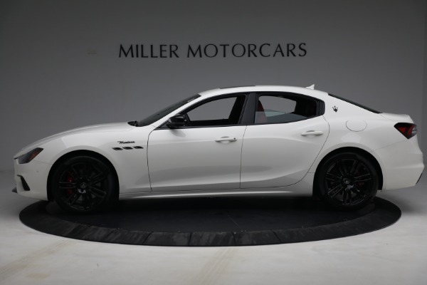 New 2022 Maserati Ghibli Modena Q4 for sale Sold at Rolls-Royce Motor Cars Greenwich in Greenwich CT 06830 3