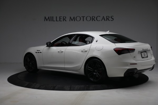 New 2022 Maserati Ghibli Modena Q4 for sale $99,755 at Rolls-Royce Motor Cars Greenwich in Greenwich CT 06830 4