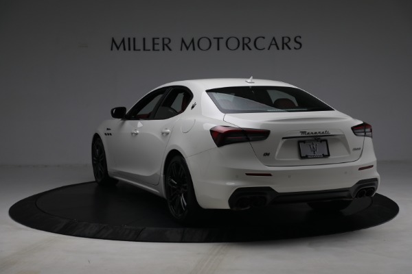 New 2022 Maserati Ghibli Modena Q4 for sale Sold at Rolls-Royce Motor Cars Greenwich in Greenwich CT 06830 5