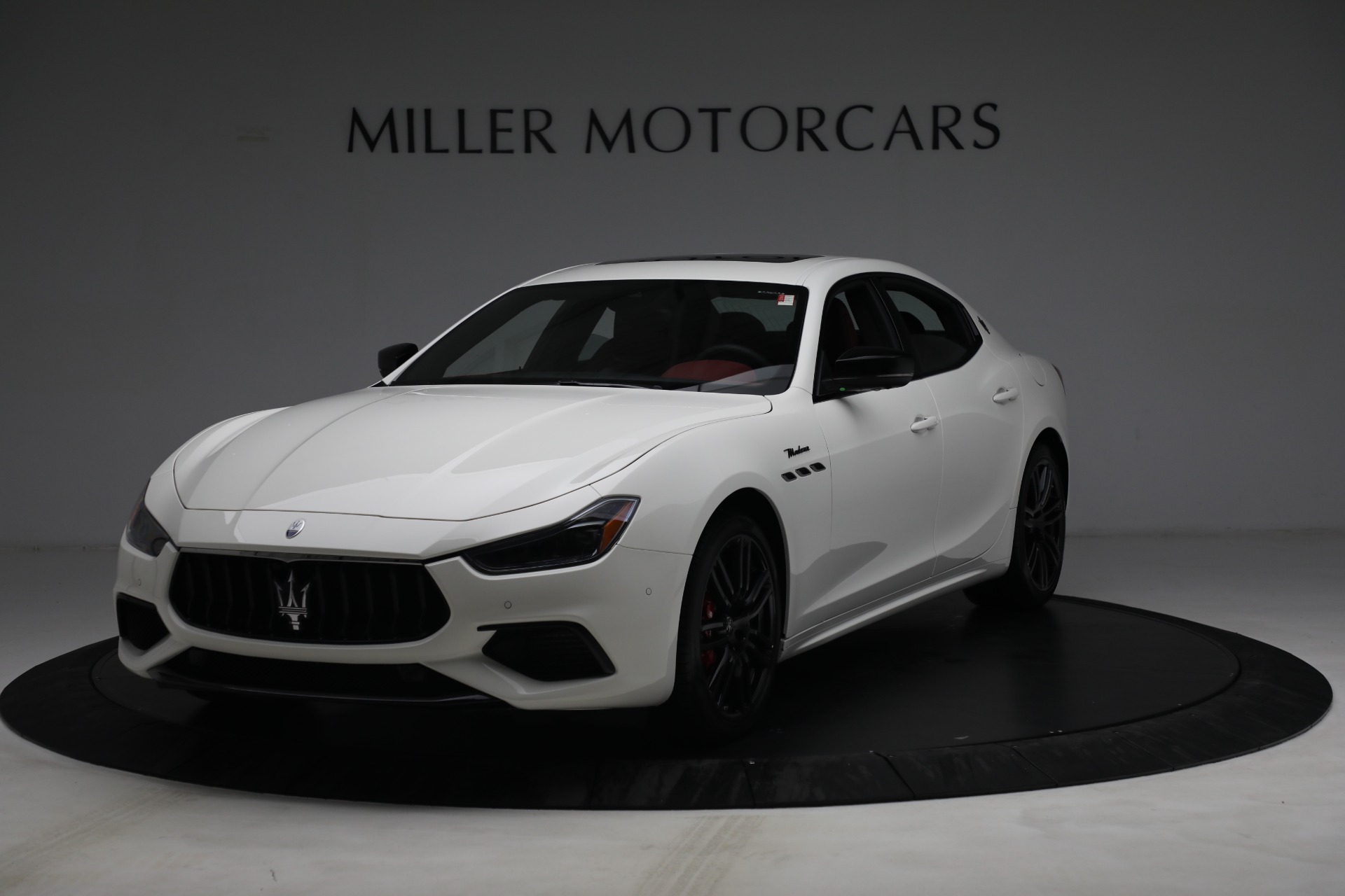 New 2022 Maserati Ghibli Modena Q4 for sale Sold at Rolls-Royce Motor Cars Greenwich in Greenwich CT 06830 1