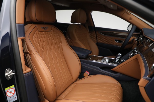 Used 2022 Bentley Flying Spur W12 for sale $299,900 at Rolls-Royce Motor Cars Greenwich in Greenwich CT 06830 25