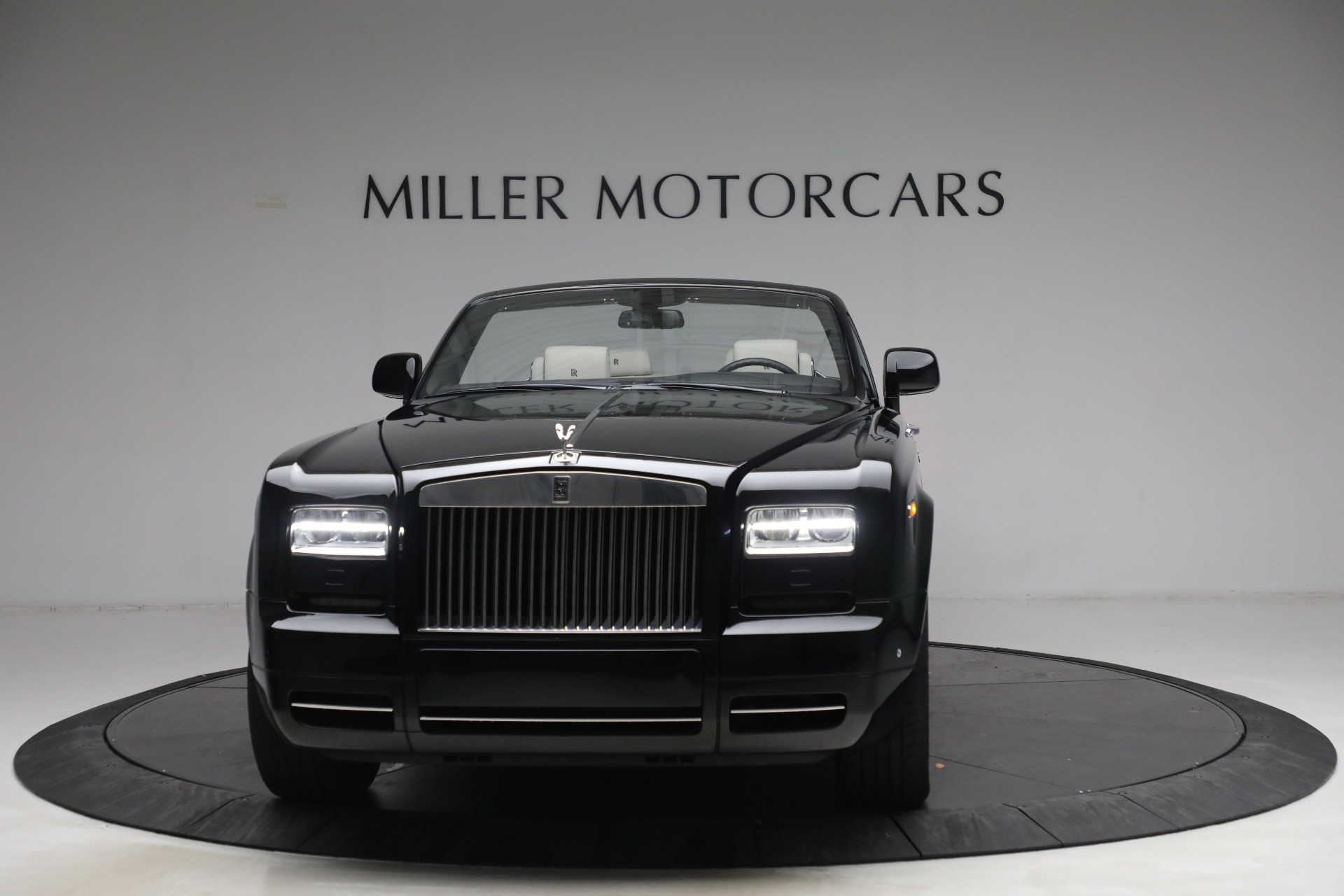 Pre-Owned 2013 Rolls-Royce Phantom Drophead Coupe For Sale