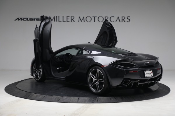 Used 2018 McLaren 570GT for sale Sold at Rolls-Royce Motor Cars Greenwich in Greenwich CT 06830 18