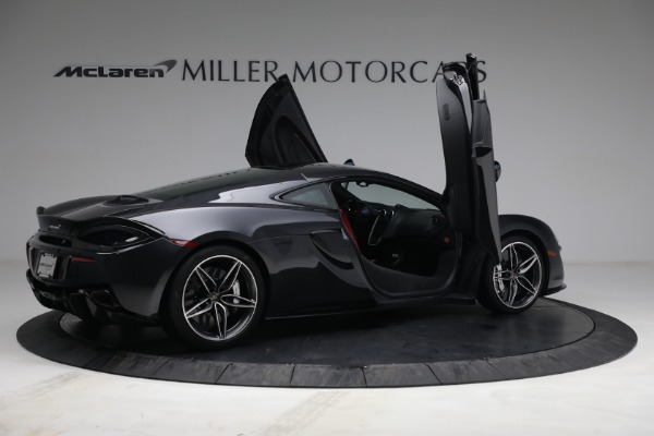 Used 2018 McLaren 570GT for sale Sold at Rolls-Royce Motor Cars Greenwich in Greenwich CT 06830 21