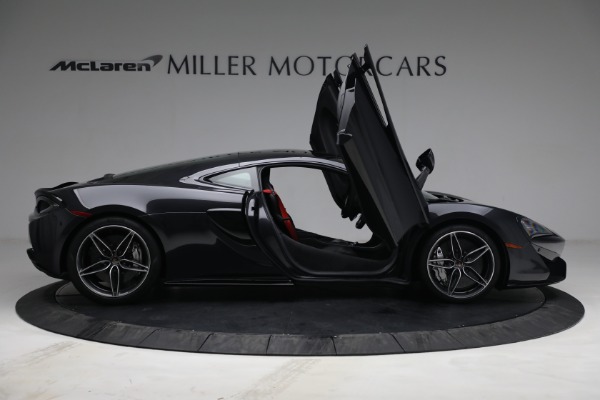 Used 2018 McLaren 570GT for sale Sold at Rolls-Royce Motor Cars Greenwich in Greenwich CT 06830 22