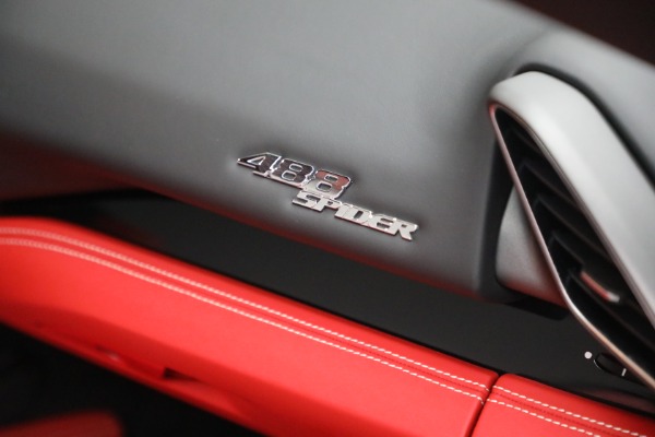 Used 2018 Ferrari 488 Spider for sale $339,900 at Rolls-Royce Motor Cars Greenwich in Greenwich CT 06830 25