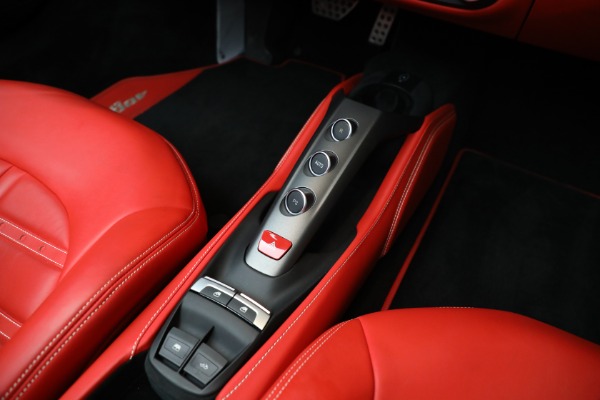 Used 2018 Ferrari 488 Spider for sale $339,900 at Rolls-Royce Motor Cars Greenwich in Greenwich CT 06830 27