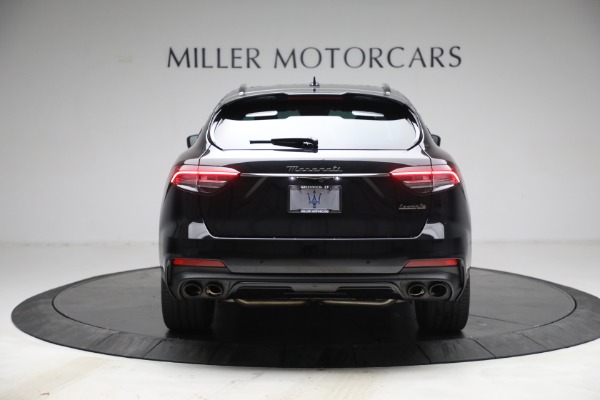 New 2022 Maserati Levante Modena S for sale Sold at Rolls-Royce Motor Cars Greenwich in Greenwich CT 06830 7