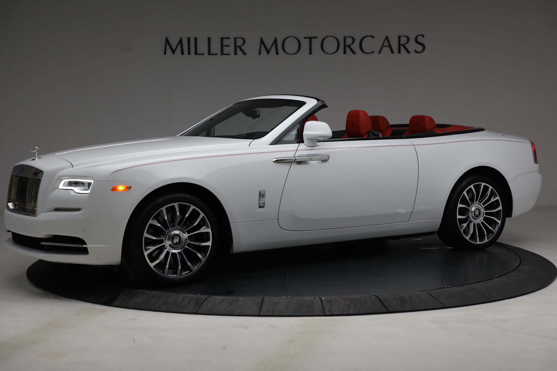 Used 2018 Rolls-Royce Dawn for sale Sold at Rolls-Royce Motor Cars Greenwich in Greenwich CT 06830 1