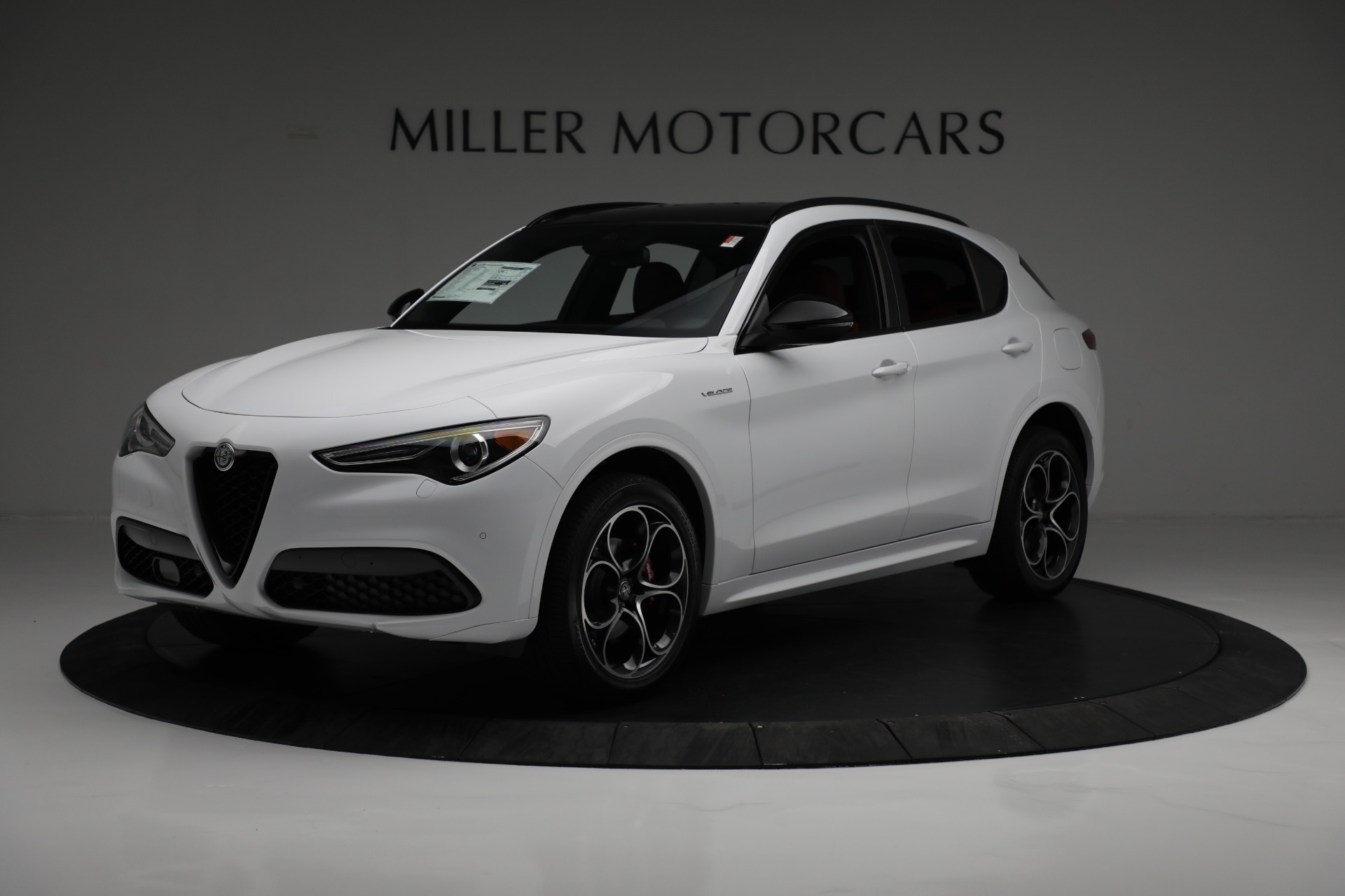 New 2022 Alfa Romeo Stelvio Veloce for sale Sold at Rolls-Royce Motor Cars Greenwich in Greenwich CT 06830 1