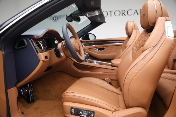 Used 2022 Bentley Continental GT V8 for sale $259,900 at Rolls-Royce Motor Cars Greenwich in Greenwich CT 06830 23
