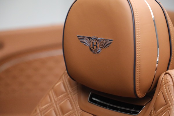 Used 2022 Bentley Continental GT V8 for sale $259,900 at Rolls-Royce Motor Cars Greenwich in Greenwich CT 06830 25