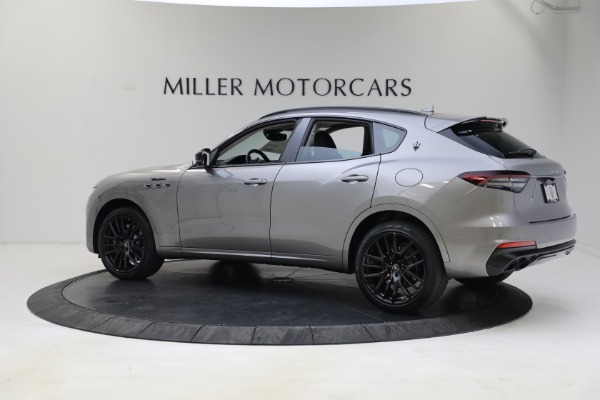 New 2022 Maserati Levante Modena for sale $88,900 at Rolls-Royce Motor Cars Greenwich in Greenwich CT 06830 4
