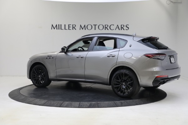 New 2022 Maserati Levante Modena for sale Sold at Rolls-Royce Motor Cars Greenwich in Greenwich CT 06830 4