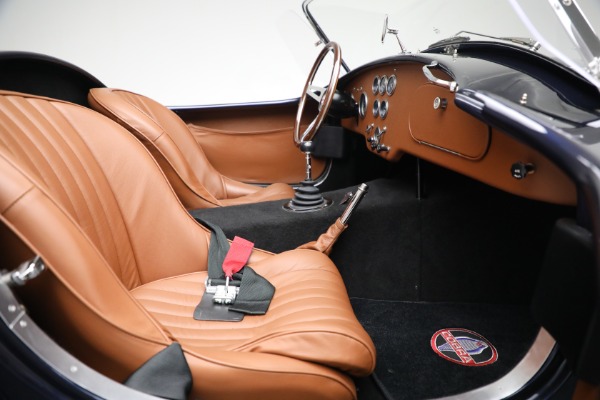 Used 1962 Superformance Cobra 289 Slabside for sale Sold at Rolls-Royce Motor Cars Greenwich in Greenwich CT 06830 24