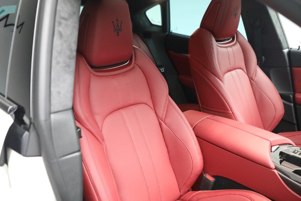 New 2022 Maserati Levante GT for sale Sold at Rolls-Royce Motor Cars Greenwich in Greenwich CT 06830 12