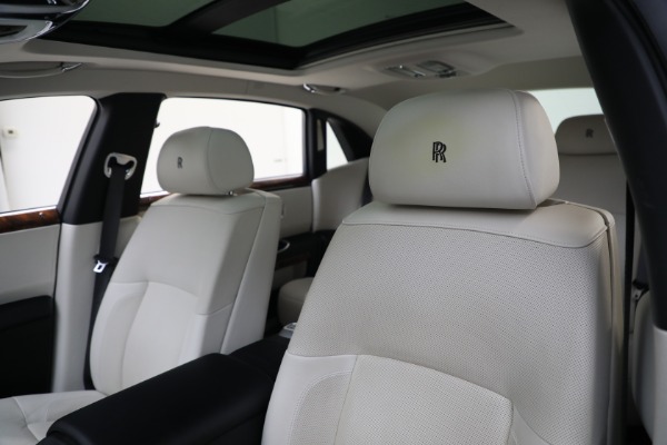 Used 2012 Rolls-Royce Ghost EWB for sale Sold at Rolls-Royce Motor Cars Greenwich in Greenwich CT 06830 19