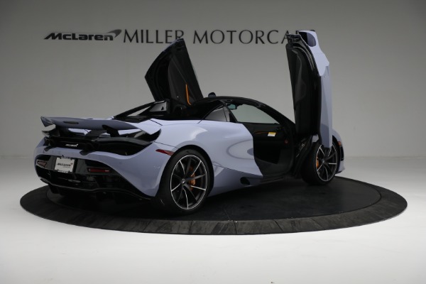 New 2022 McLaren 720S Spider for sale $425,080 at Rolls-Royce Motor Cars Greenwich in Greenwich CT 06830 18