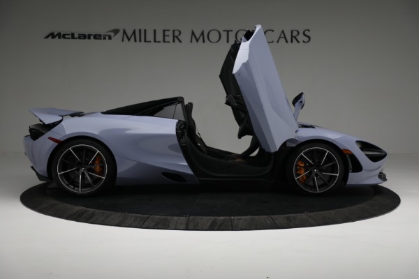 New 2022 McLaren 720S Spider for sale $425,080 at Rolls-Royce Motor Cars Greenwich in Greenwich CT 06830 19