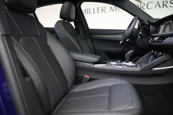 New 2022 Alfa Romeo Stelvio Ti for sale Sold at Rolls-Royce Motor Cars Greenwich in Greenwich CT 06830 24