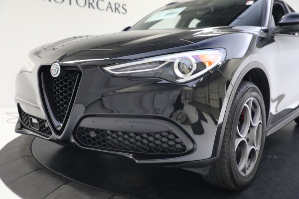 New 2022 Alfa Romeo Stelvio Sprint for sale Sold at Rolls-Royce Motor Cars Greenwich in Greenwich CT 06830 20