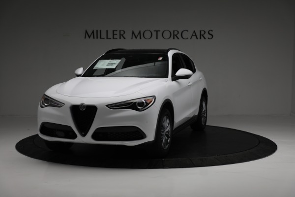 New 2022 Alfa Romeo Stelvio Sprint for sale $50,645 at Rolls-Royce Motor Cars Greenwich in Greenwich CT 06830 1