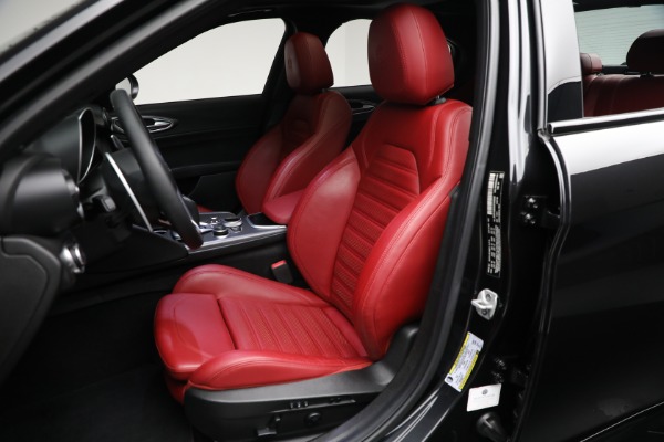 Used 2022 Alfa Romeo Giulia Veloce for sale Sold at Rolls-Royce Motor Cars Greenwich in Greenwich CT 06830 10