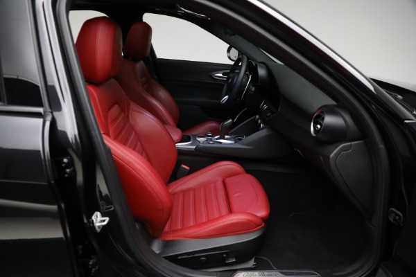 Used 2022 Alfa Romeo Giulia Veloce for sale Sold at Rolls-Royce Motor Cars Greenwich in Greenwich CT 06830 11