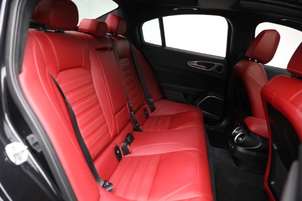 Used 2022 Alfa Romeo Giulia Veloce for sale Sold at Rolls-Royce Motor Cars Greenwich in Greenwich CT 06830 16