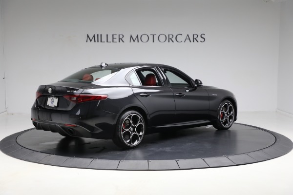 Used 2022 Alfa Romeo Giulia Veloce for sale Sold at Rolls-Royce Motor Cars Greenwich in Greenwich CT 06830 5