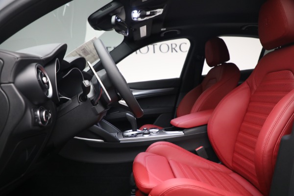 New 2022 Alfa Romeo Stelvio for sale $56,345 at Rolls-Royce Motor Cars Greenwich in Greenwich CT 06830 14