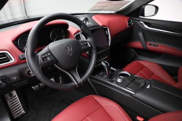New 2022 Maserati Ghibli Modena Q4 for sale $103,255 at Rolls-Royce Motor Cars Greenwich in Greenwich CT 06830 13