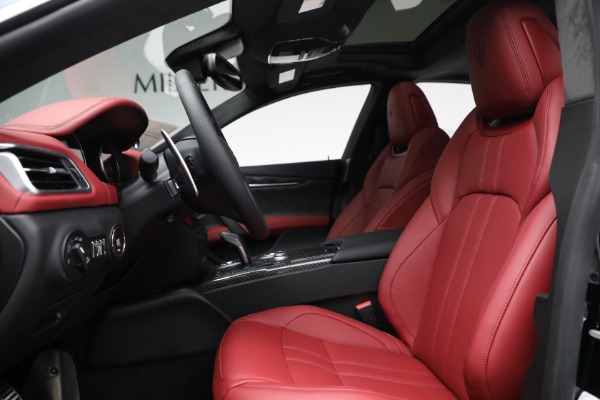 New 2022 Maserati Ghibli Modena Q4 for sale $103,255 at Rolls-Royce Motor Cars Greenwich in Greenwich CT 06830 14