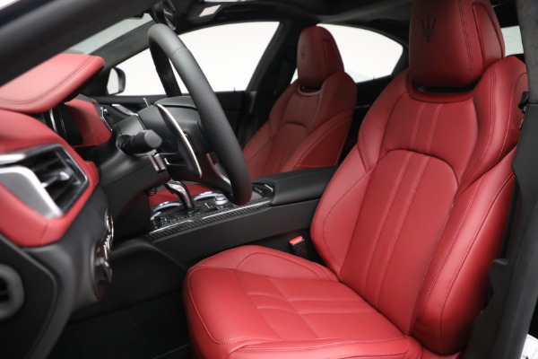 New 2022 Maserati Ghibli Modena Q4 for sale $103,255 at Rolls-Royce Motor Cars Greenwich in Greenwich CT 06830 15