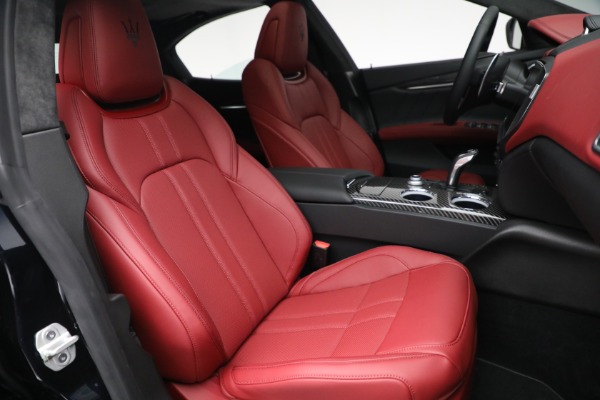 New 2022 Maserati Ghibli Modena Q4 for sale $103,255 at Rolls-Royce Motor Cars Greenwich in Greenwich CT 06830 26