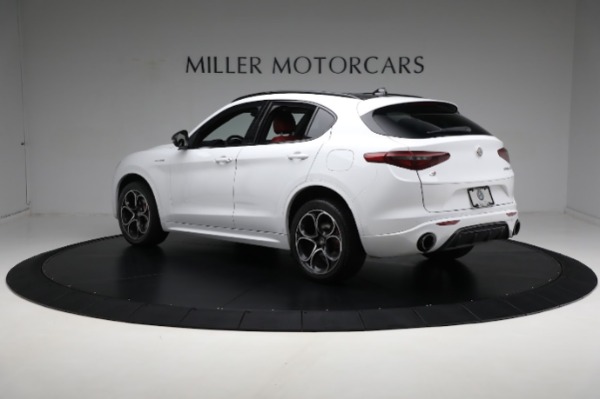 Used 2022 Alfa Romeo Stelvio Veloce for sale Sold at Rolls-Royce Motor Cars Greenwich in Greenwich CT 06830 10