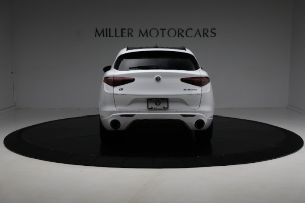 Used 2022 Alfa Romeo Stelvio Veloce for sale Sold at Rolls-Royce Motor Cars Greenwich in Greenwich CT 06830 13