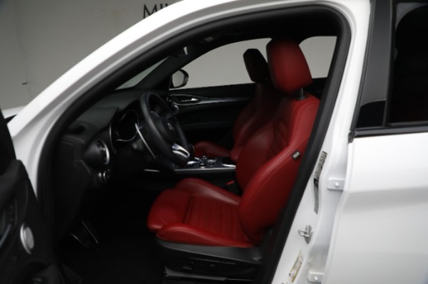 Used 2022 Alfa Romeo Stelvio Veloce for sale Sold at Rolls-Royce Motor Cars Greenwich in Greenwich CT 06830 27