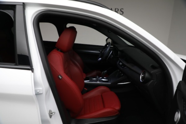 Used 2022 Alfa Romeo Stelvio Veloce for sale Sold at Rolls-Royce Motor Cars Greenwich in Greenwich CT 06830 28