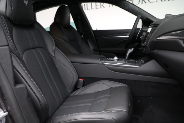 New 2022 Maserati Levante GT for sale $100,365 at Rolls-Royce Motor Cars Greenwich in Greenwich CT 06830 21